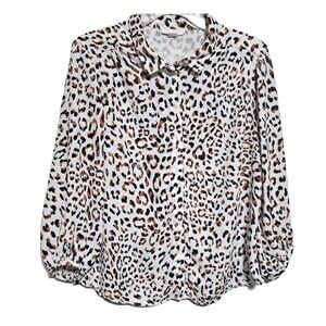 Finn & Grace Womens Button Front collared Shirt Leopard Print Size Medium
